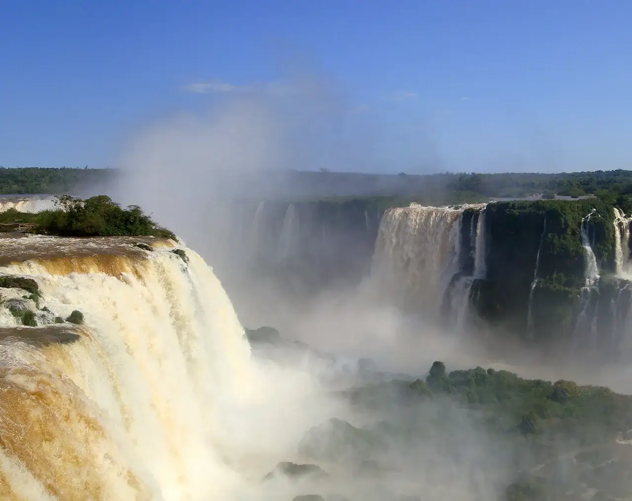 Panoramic view of Iguazú Falls from Brazil