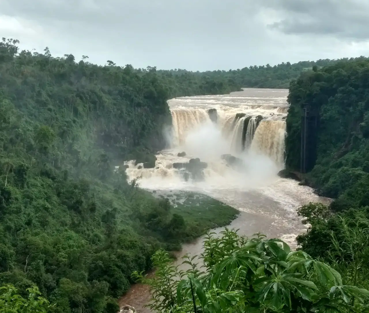 Monday Falls surrounded by greenery in Paraguay